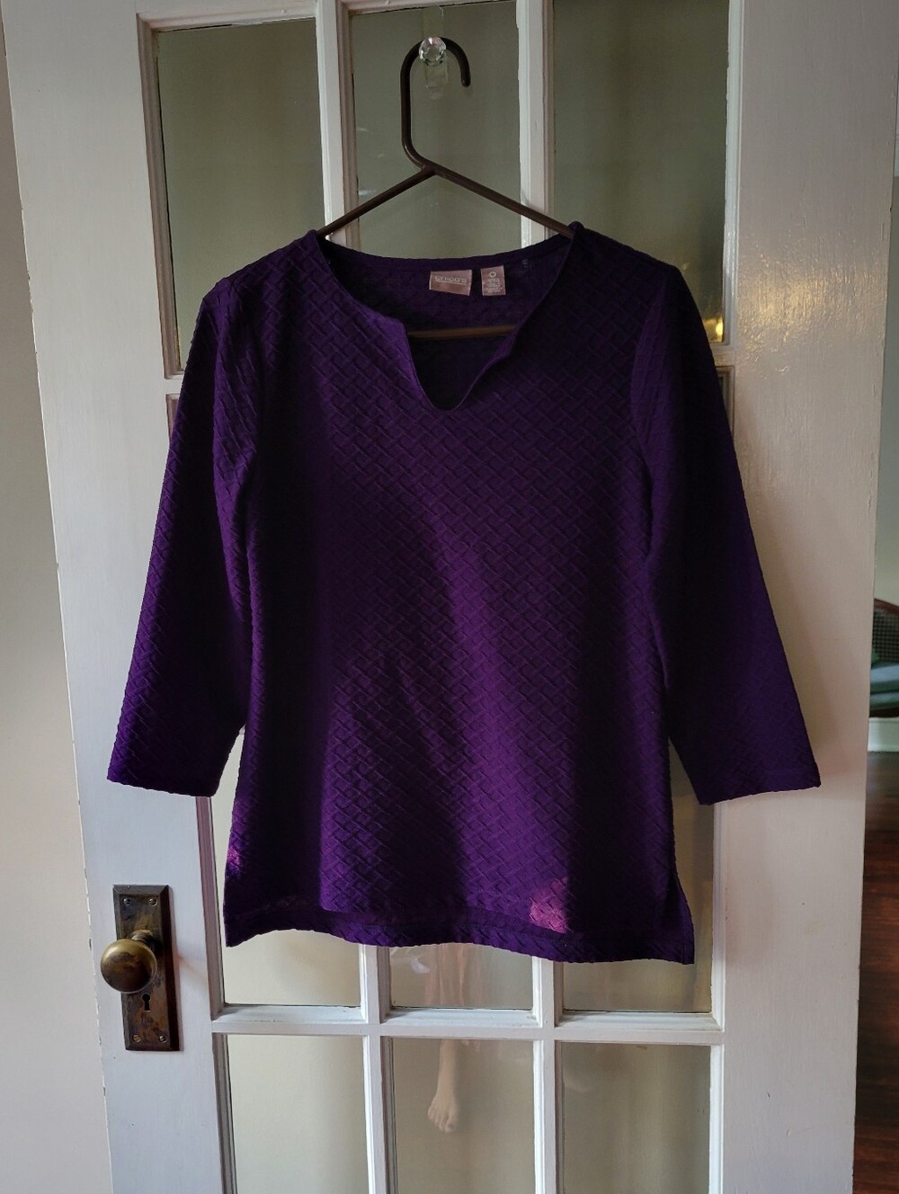 CHICOS Purple, Textured, V-neck Pullover, Size 0(US 4) Geometric Casual Church